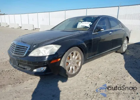 2008 Mercedes-Benz S 550 from USA, damaged, VIN WDDNG71X48A165244